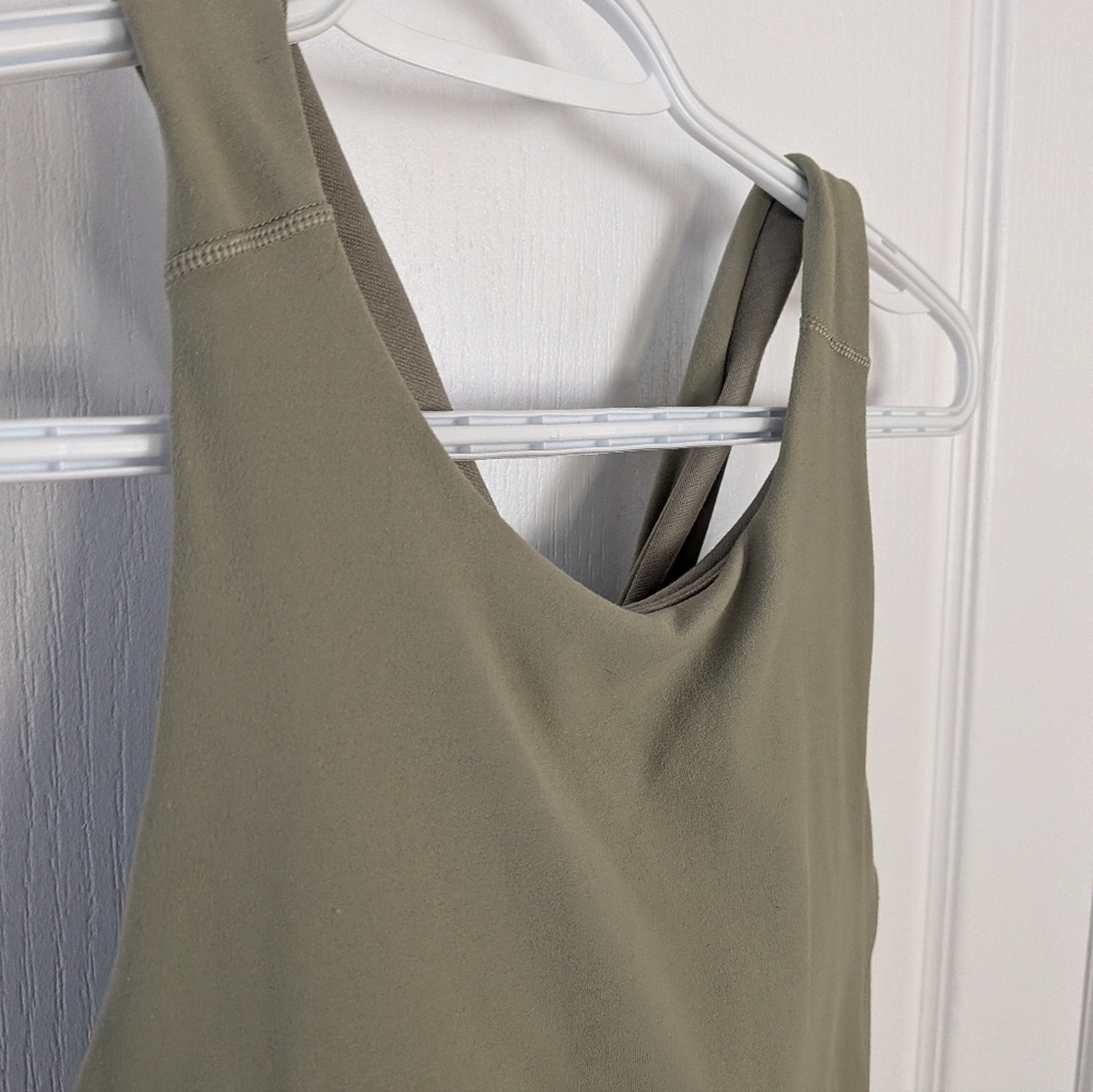 Lululemon Key to Balance Tank top Rosemary Green size 8 - Picture 8 of 9